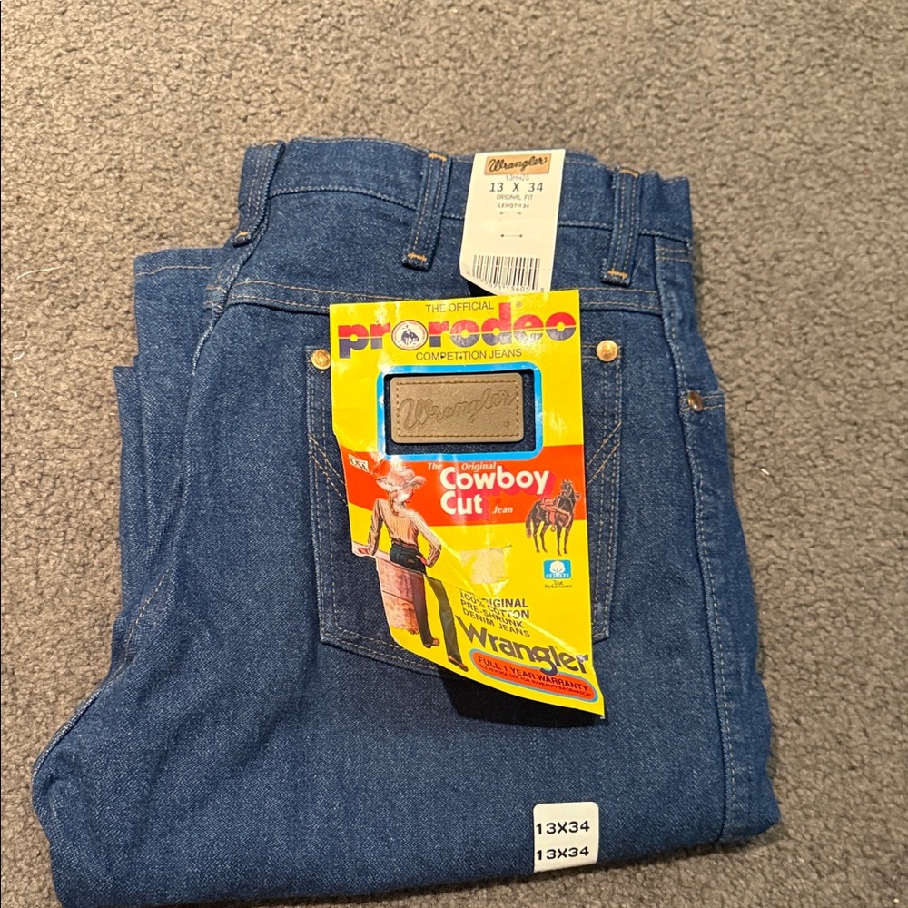 Wrangler Men's Classic Blue Bootcut Jeans